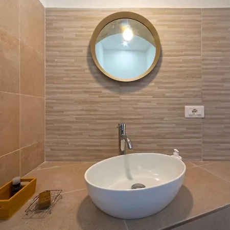 Internouno Al Duomo Apartman Szirakúza